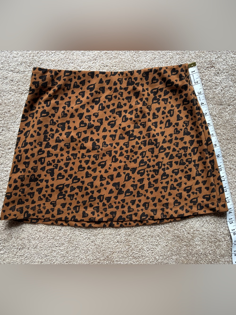 Old Navy Brown and Black Heart Leopard Patterned Skirt - Picture 9 of 9